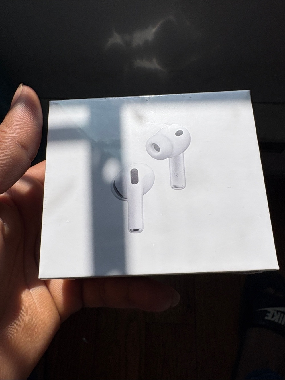 Apple White Wireless Earbuds Headset
